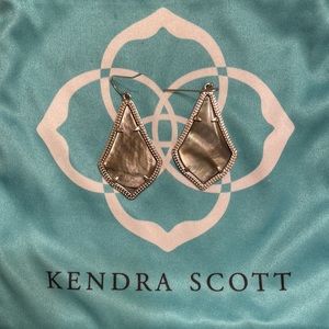 Kendra Scott Alex Silver Drop Earrings in Slate- NWOT